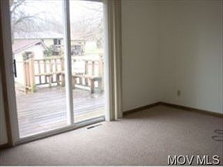 4th image of 132 Greenwood Dr