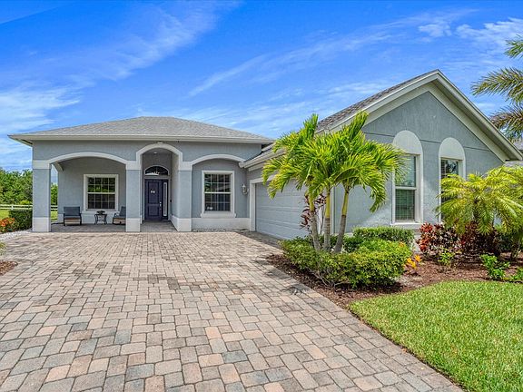 2nd image of 6047 Sequoia Circle