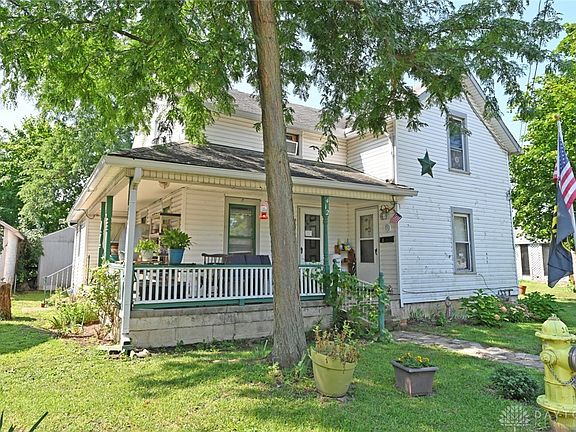 3rd image of 412 W Xenia Dr #420