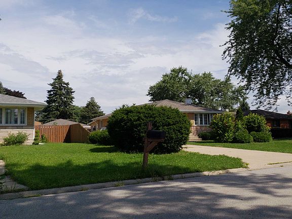 2nd image of 1221 Nordic St