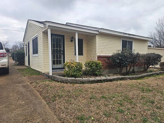 2nd image of 1687 Whitehead Dr