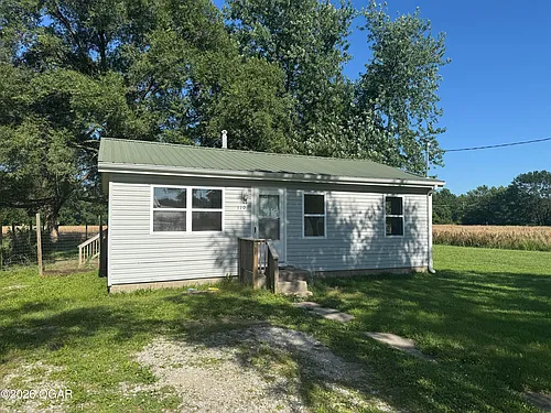 310 Martin Ave Photo 1