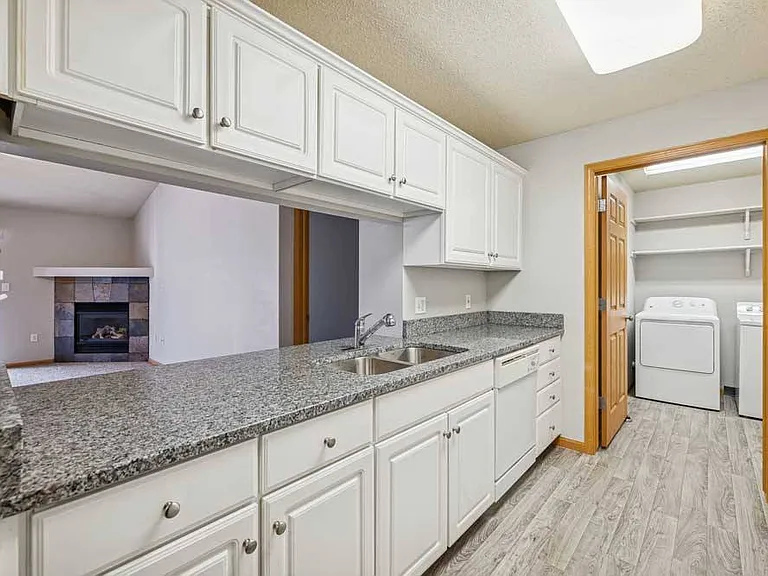 Pinebrook Apartments — Photo 115