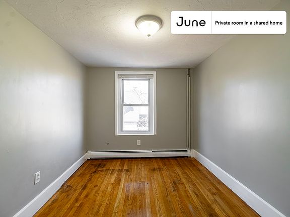 3rd image of 14 Bacon St #A