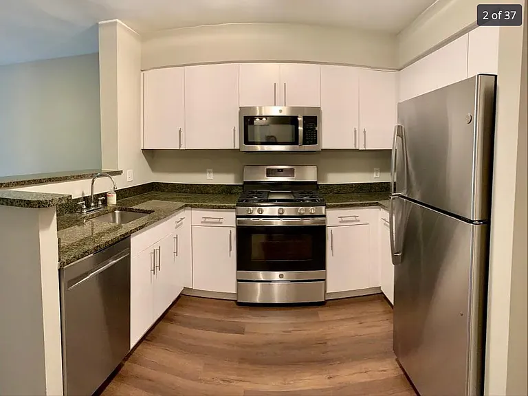 1000 New Jersey Ave SE #209 — Photo 4