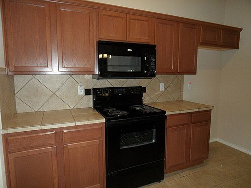 5th image of 1316 Piedmont Dr