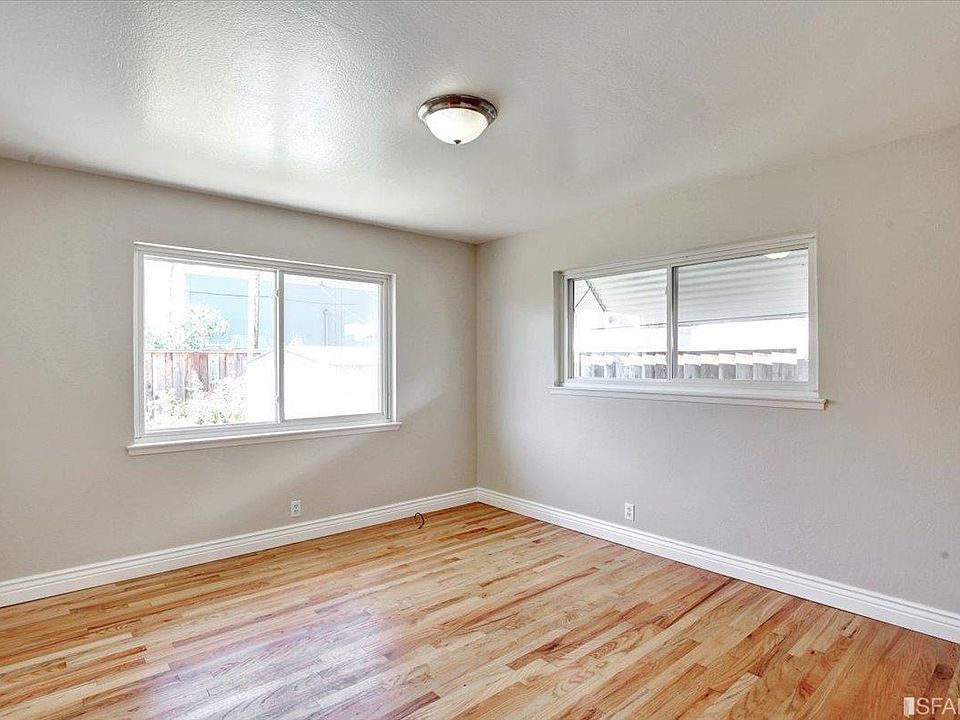 1st image of 3018 McKinley Dr