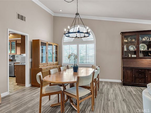 4th image of 6712 N Mission Grove Pkwy