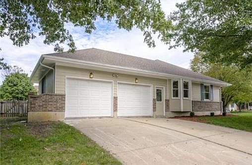 3rd image of 2434 S Seminole Dr