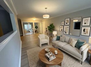 3501 W Forteen Mile Rd APT 11, Royal Oak, MI 48073