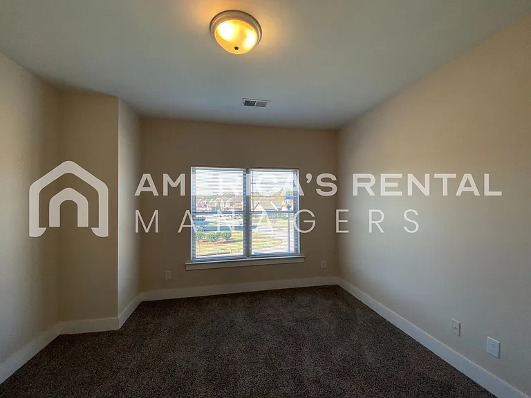 6206 Cathwick Dr — Photo 25