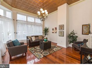 856 N 20th St, Philadelphia, PA 19130
