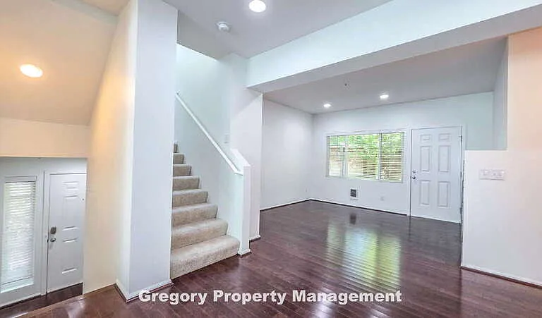 10394 157th Pl NE #104 — Photo 17