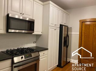 1813 W Armitage Ave #1, Chicago, IL 60622