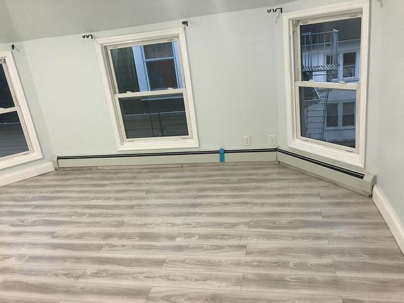 3rd image of 16 S 9th Ave APT 2