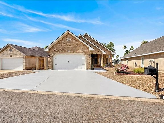 2nd image of 709 Lake View Dr