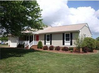 213 Loch Haven Dr, Williamsburg, VA 23188