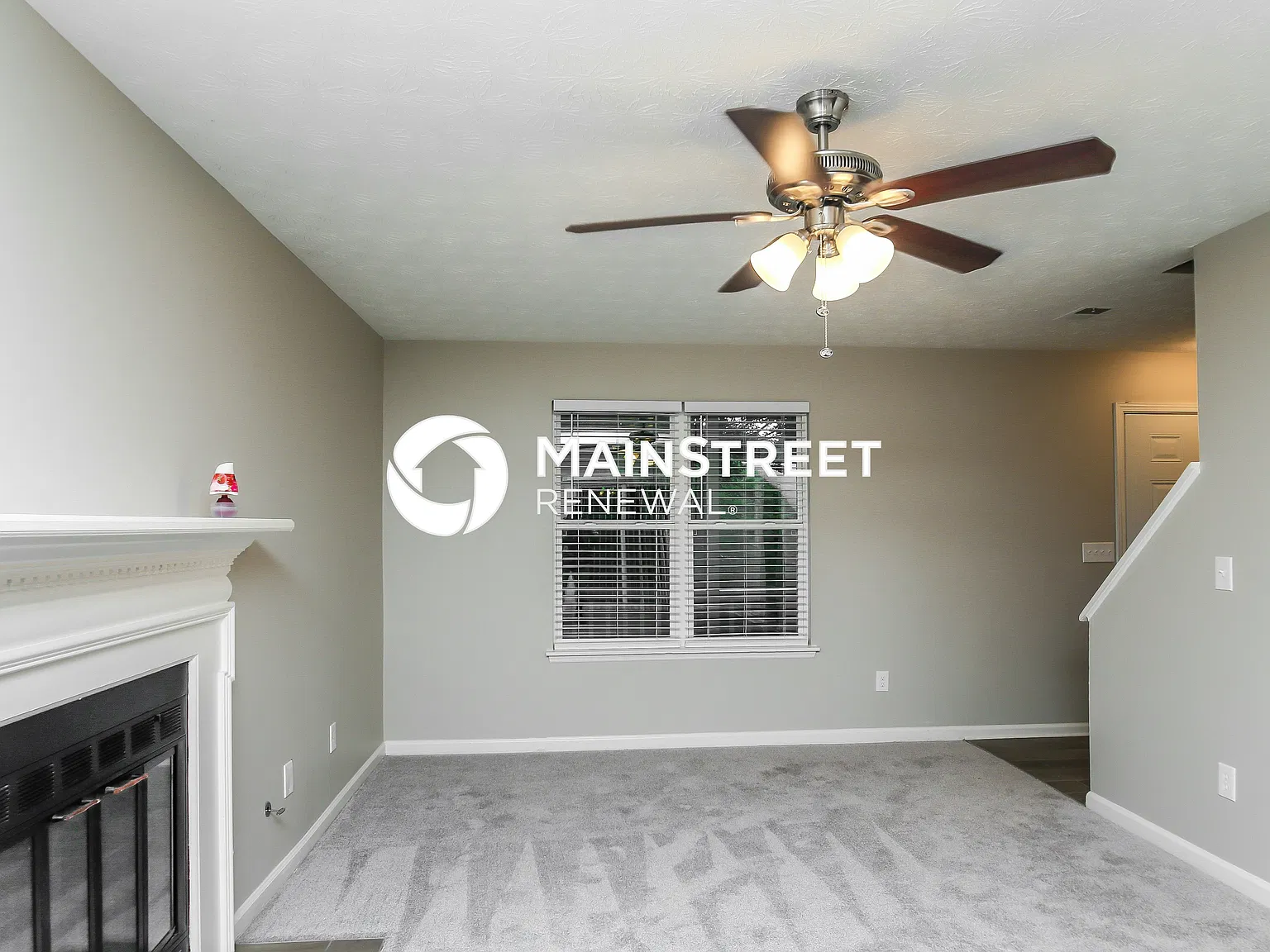 2725 Wildflower Ln — Photo 2