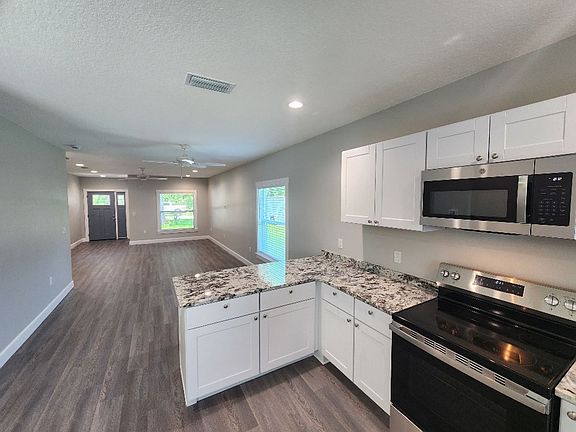 4th image of 3214 India Palm Dr
