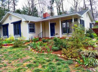 507 Dogwood Dr, Chapel Hill, NC 27516