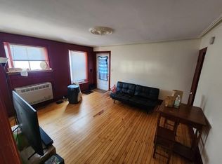 18 Park St APT 4, Burlington, VT 05401