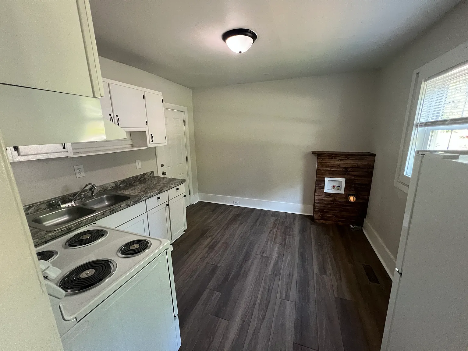 2 bed, 800 sqft, $1,150 — Photo 4