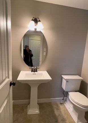 5th image of 823 Valour Mews NW