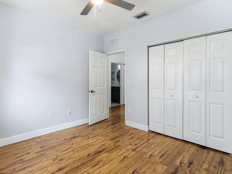 5056 SW 141st Ave — Photo 9