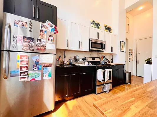 Rented by EXR | media 25