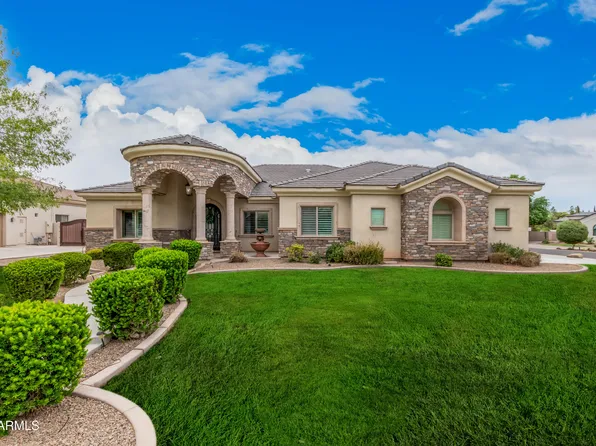 330 N PORTLAND Avenue, Gilbert, AZ 85234