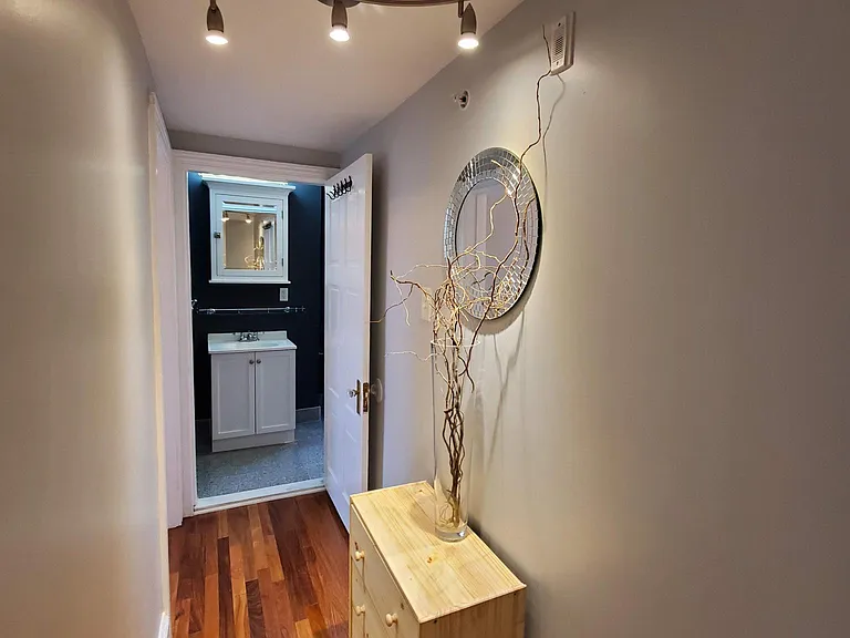 131 N 20th St #4 — Photo 7