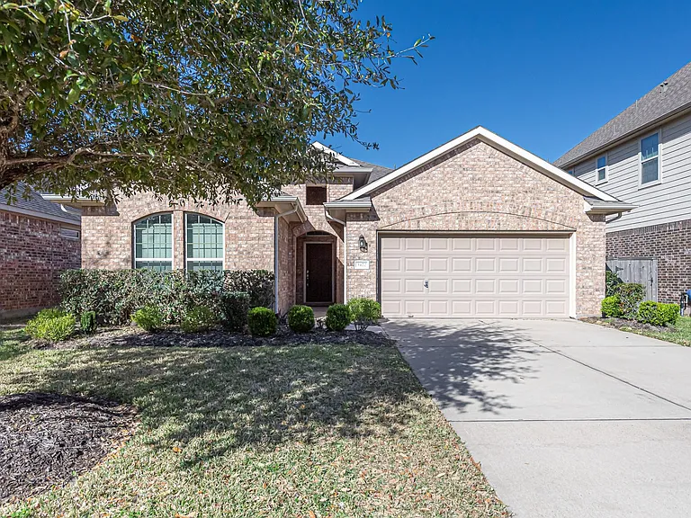 3422 Smart Sands Ln — Photo 1