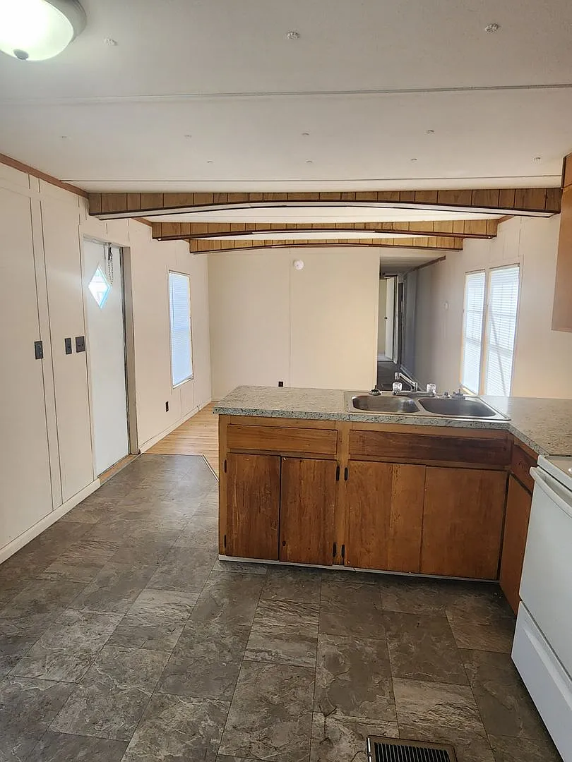 Westridge MHP — Photo 4