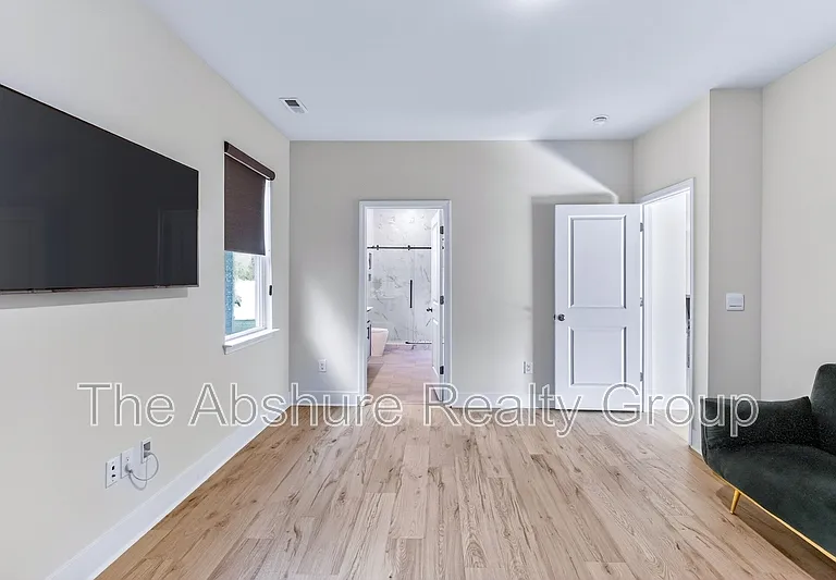 806 Dorset Stream Dr — Photo 12