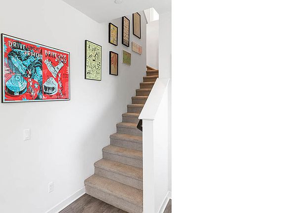 5th image of 3801 Eagle Rock Blvd Unit 9