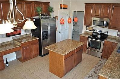 2nd image of 2163 Foxglove Dr