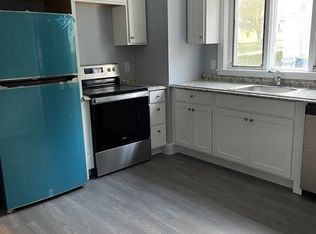 36 Oak St #1, Plymouth, MA 02360
