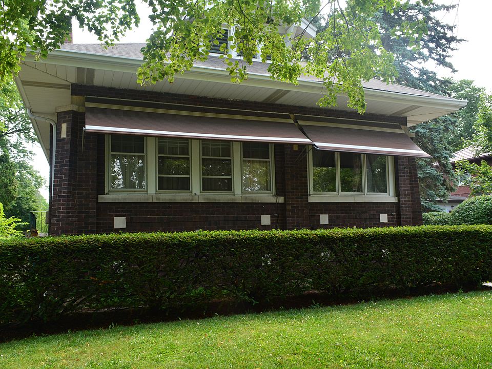 1st image of 409 N Waiola Ave