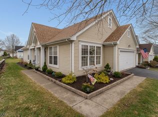 95 Kensington Cir, White Twp., NJ 07823