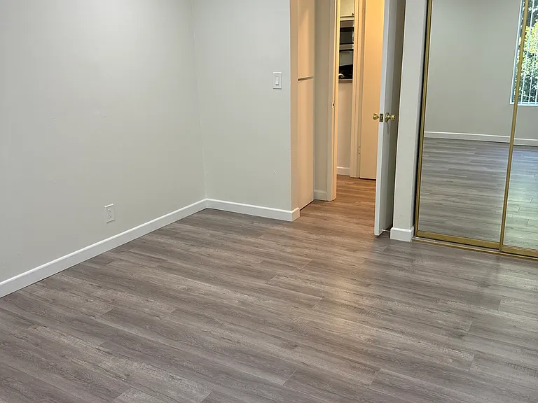 11701 Texas Ave #210 — Photo 5