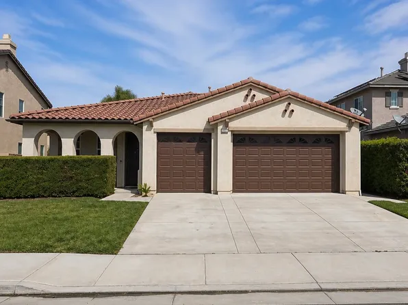 14282 Wolfhound St, Corona, CA 92880