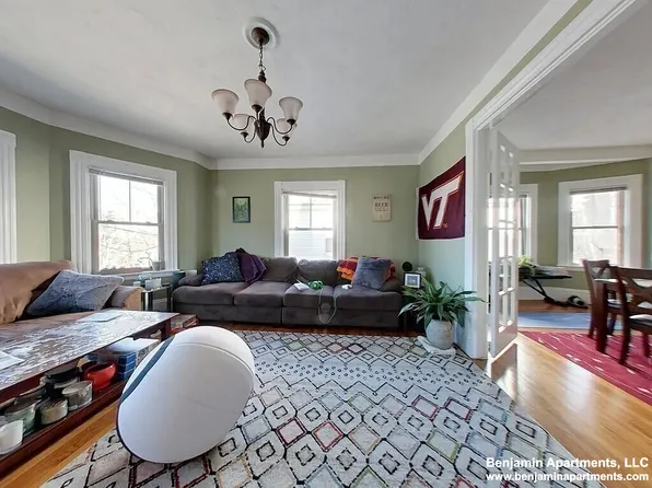 22 Brooks St #5, Brighton, MA 02135