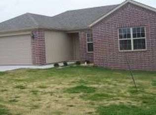 67 Echo Valley Cir, Reeds Spring, MO 65737