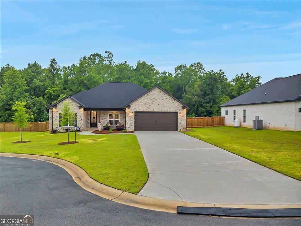 1st image of 519 Liberty Hall Dr