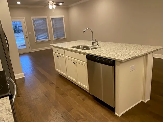 21 Winter King Dr SW — Photo 12