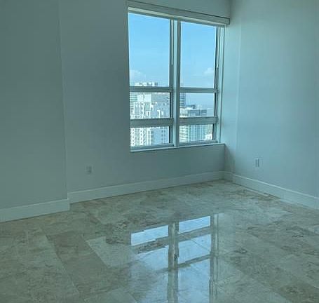 3rd image of 950 Brickell Bay Dr APT 5009