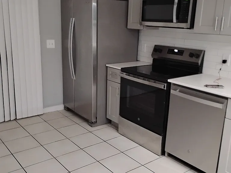 4898 Orleans Ct #D — Photo 4