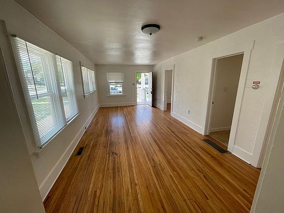 5th image of 2032 9th Ave #M