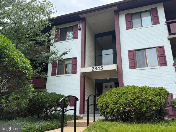 2845 Windsor Dr APT 103, Falls Church, VA 22042
