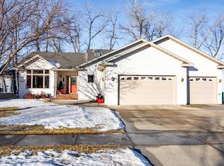 350 Napa Loop, Bismarck, ND 58504